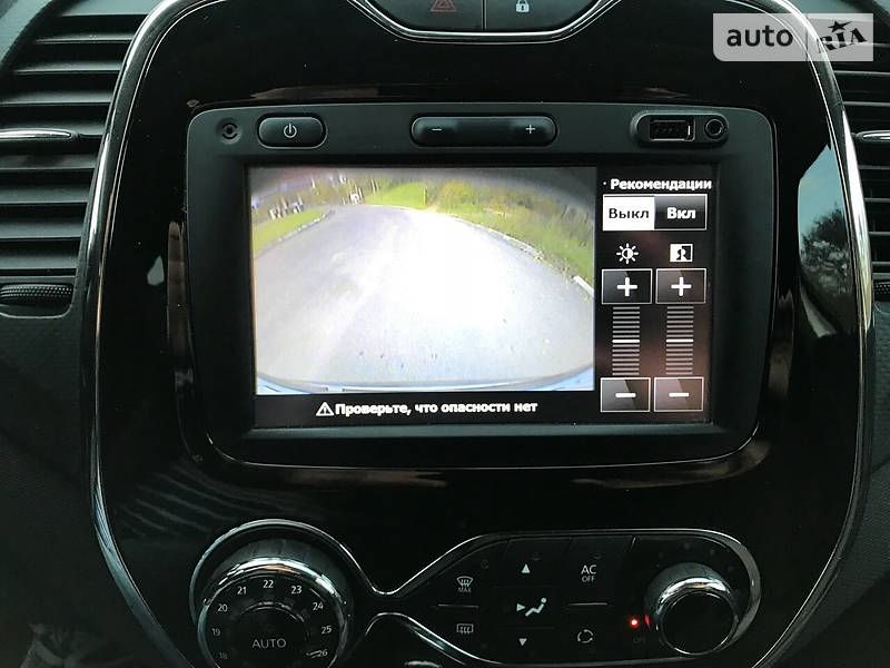 Позашляховик / Кросовер Renault Captur 2015 в Житомирі