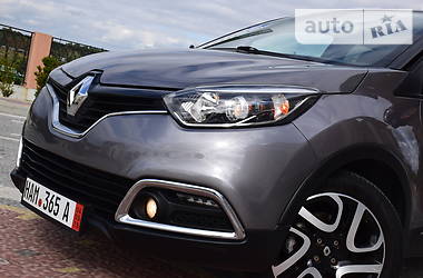 Позашляховик / Кросовер Renault Captur 2015 в Дрогобичі