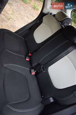 Позашляховик / Кросовер Renault Captur 2017 в Дніпрі