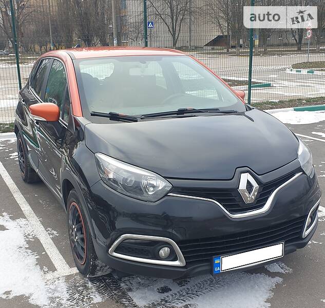 Внедорожник / Кроссовер Renault Captur 2014 в Долинской
