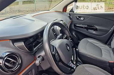 Внедорожник / Кроссовер Renault Captur 2014 в 