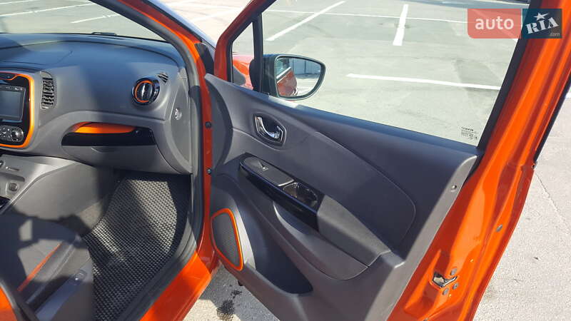 Позашляховик / Кросовер Renault Captur 2016 в Кременчуці фото 7 Позашляховик / Кросовер Renault Captur 2016 в Кременчуці