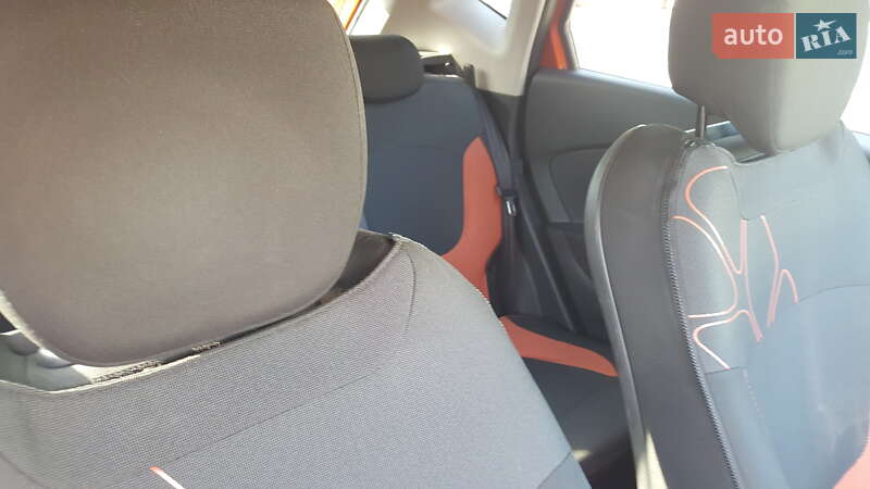 Позашляховик / Кросовер Renault Captur 2016 в Кременчуці фото 8 Позашляховик / Кросовер Renault Captur 2016 в Кременчуці