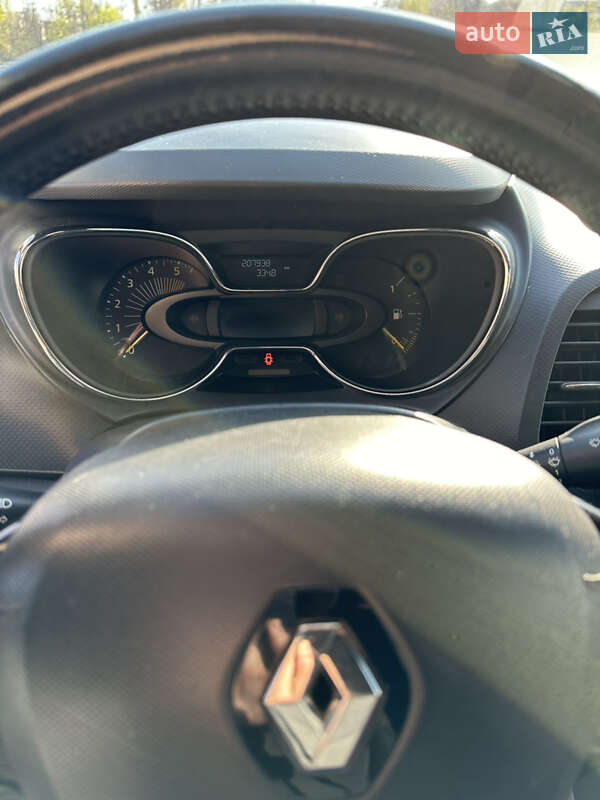 Внедорожник / Кроссовер Renault Captur 2015 в Одессе