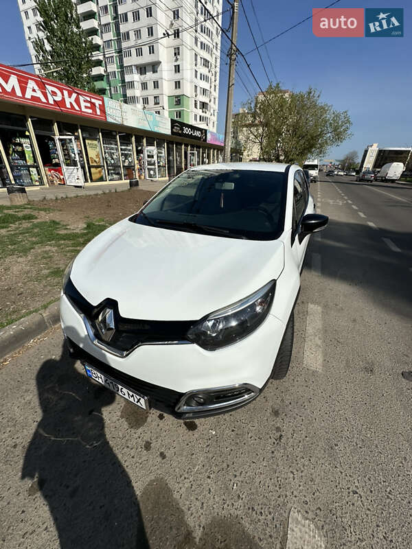 Внедорожник / Кроссовер Renault Captur 2015 в Одессе