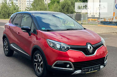 Позашляховик / Кросовер Renault Captur 2016 в Ковелі