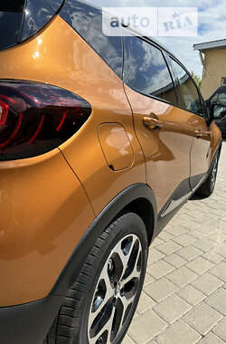 Позашляховик / Кросовер Renault Captur 2018 в Бродах