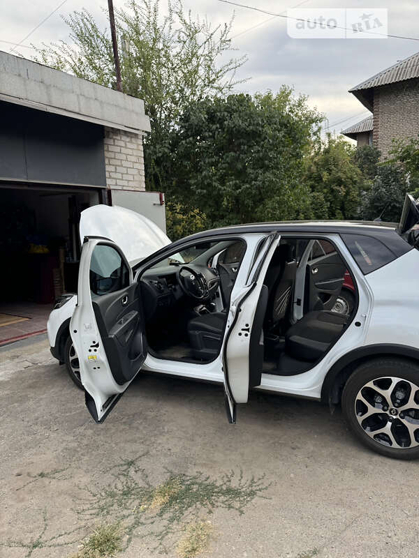 Позашляховик / Кросовер Renault Captur 2019 в Запоріжжі фото 23 Позашляховик / Кросовер Renault Captur 2019 в Запоріжжі