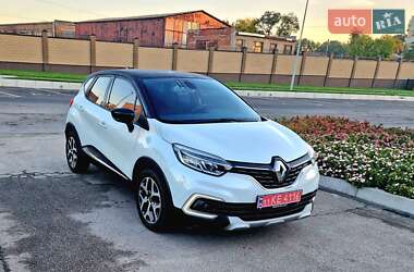 Внедорожник / Кроссовер Renault Captur 2019 в 