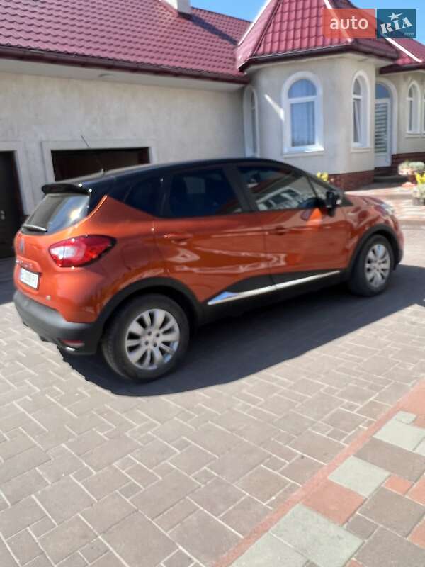 Позашляховик / Кросовер Renault Captur 2014 в Винниках фото 4 Позашляховик / Кросовер Renault Captur 2014 в Винниках