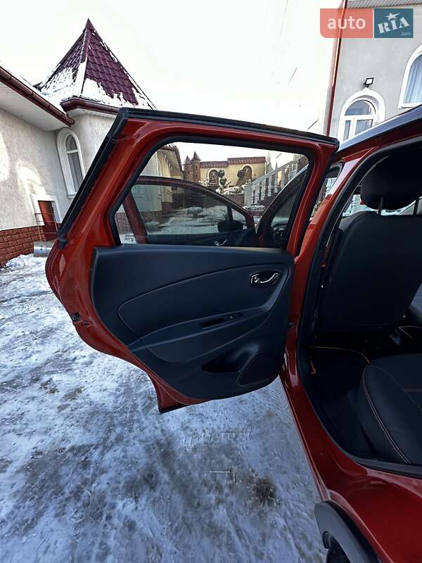 Позашляховик / Кросовер Renault Captur 2014 в Винниках фото 8 Позашляховик / Кросовер Renault Captur 2014 в Винниках