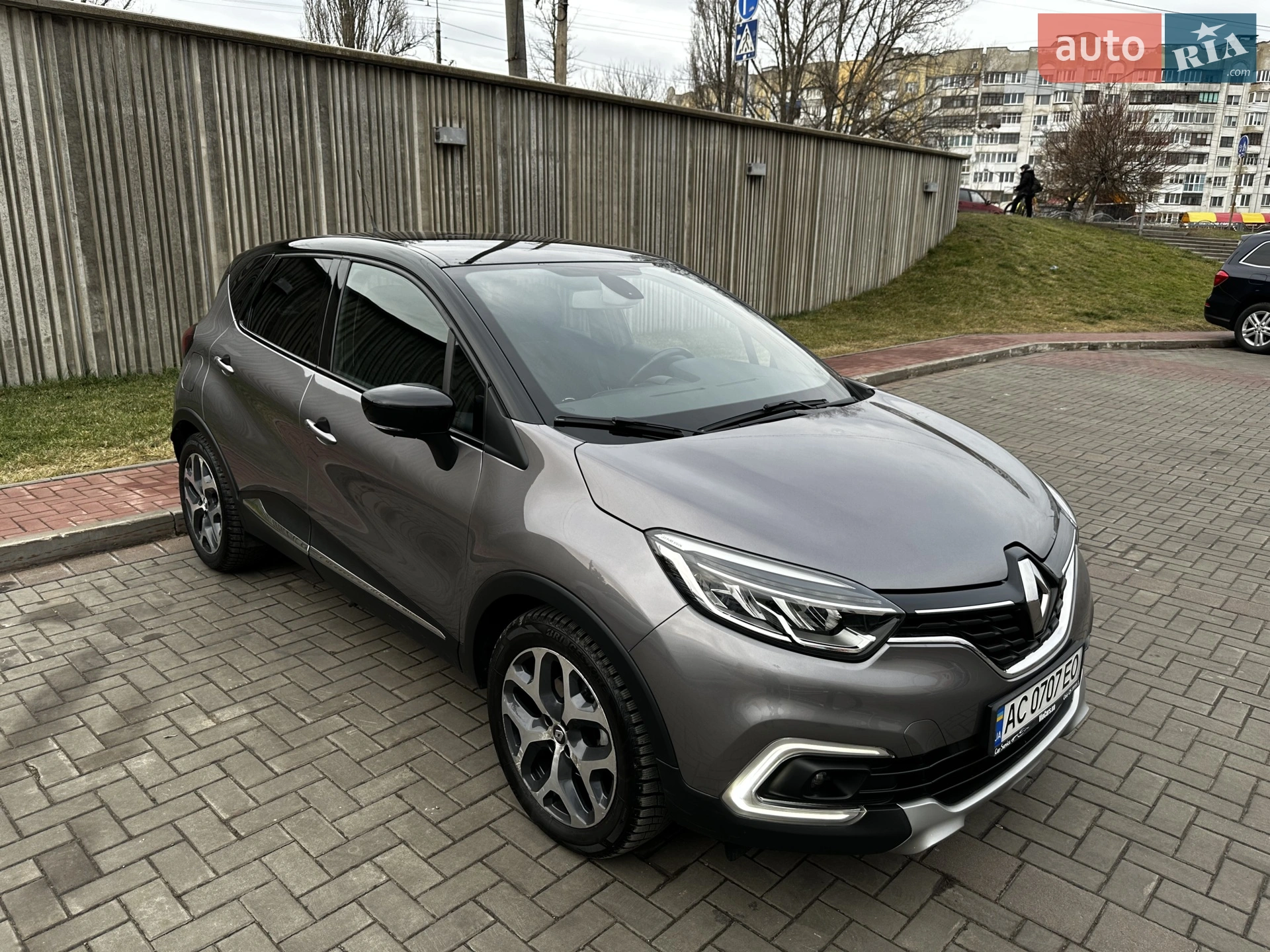 2017 Renault Captur - мініатюра 2