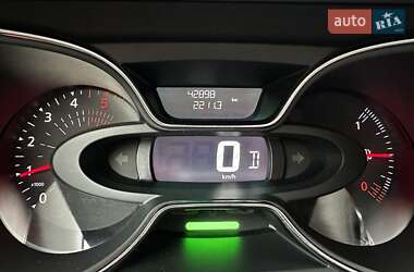 Внедорожник / Кроссовер Renault Captur 2017 в 