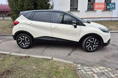 Позашляховик / Кросовер Renault Captur 2014 в Ромнах