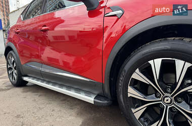 Внедорожник / Кроссовер Renault Captur 2023 в 
