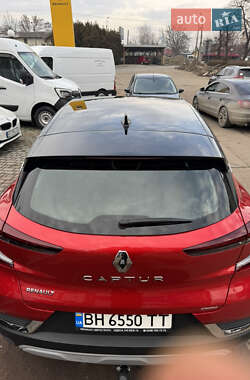 Внедорожник / Кроссовер Renault Captur 2023 в 