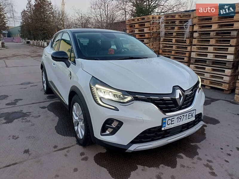 Внедорожник / Кроссовер Renault Captur 2021 в 