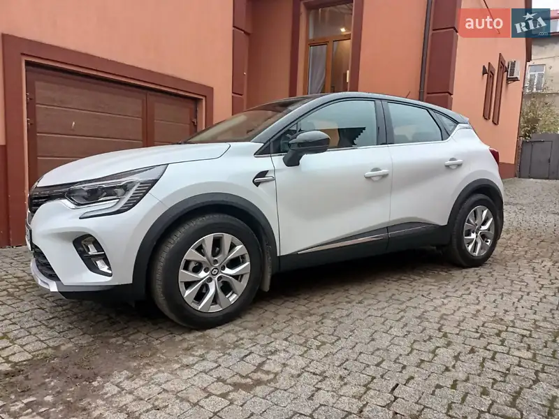 Внедорожник / Кроссовер Renault Captur 2021 в 