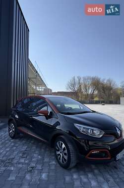 Внедорожник / Кроссовер Renault Captur 2016 в 