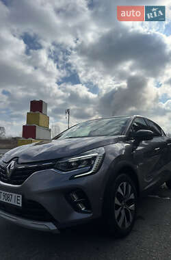 Внедорожник / Кроссовер Renault Captur 2020 в 