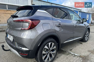 Внедорожник / Кроссовер Renault Captur 2020 в 