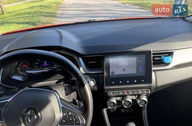 Внедорожник / Кроссовер Renault Captur 2021 в 