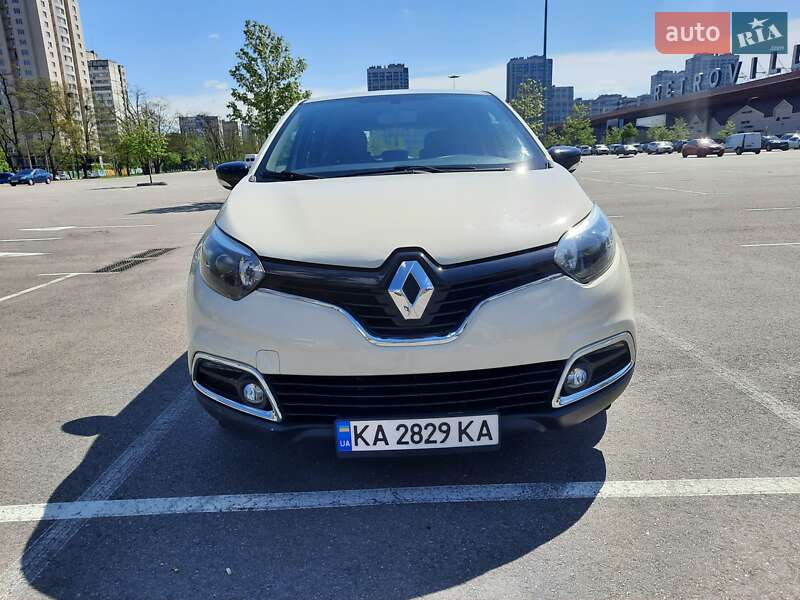 Внедорожник / Кроссовер Renault Captur 2015 в Киеве