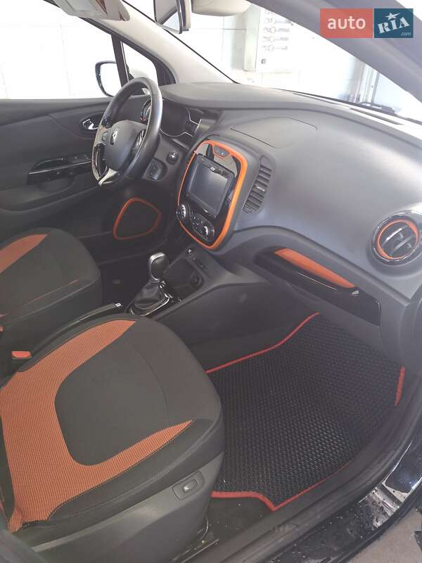 Позашляховик / Кросовер Renault Captur 2016 в Івано-Франківську фото 7 Позашляховик / Кросовер Renault Captur 2016 в Івано-Франківську