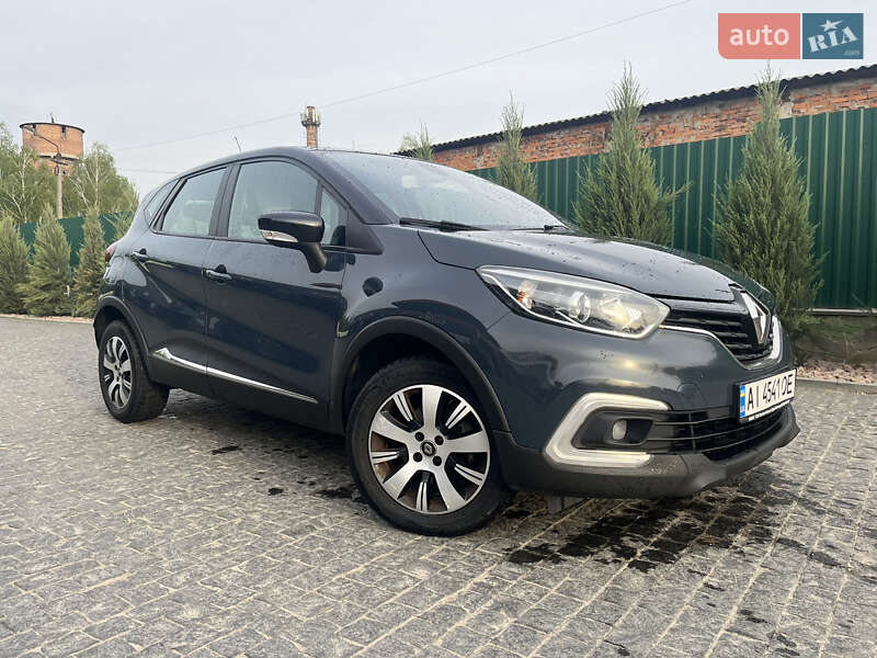 Внедорожник / Кроссовер Renault Captur 2018 в 