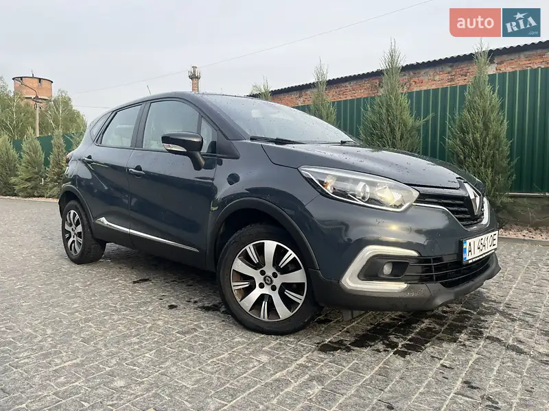 Внедорожник / Кроссовер Renault Captur 2018 в 