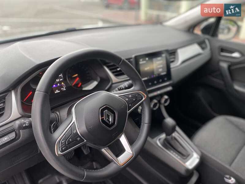 Позашляховик / Кросовер Renault Captur 2021 в Чернівцях