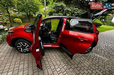 Внедорожник / Кроссовер Renault Captur 2016 в 