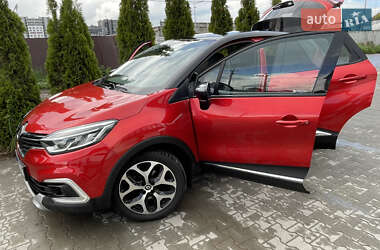 Внедорожник / Кроссовер Renault Captur 2017 в 