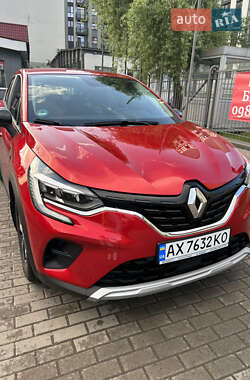 Внедорожник / Кроссовер Renault Captur 2021 в Ужгороде