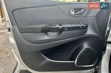 Внедорожник / Кроссовер Renault Captur 2016 в 