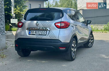 Внедорожник / Кроссовер Renault Captur 2016 в 