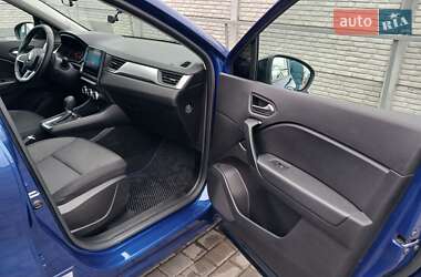 Внедорожник / Кроссовер Renault Captur 2021 в 