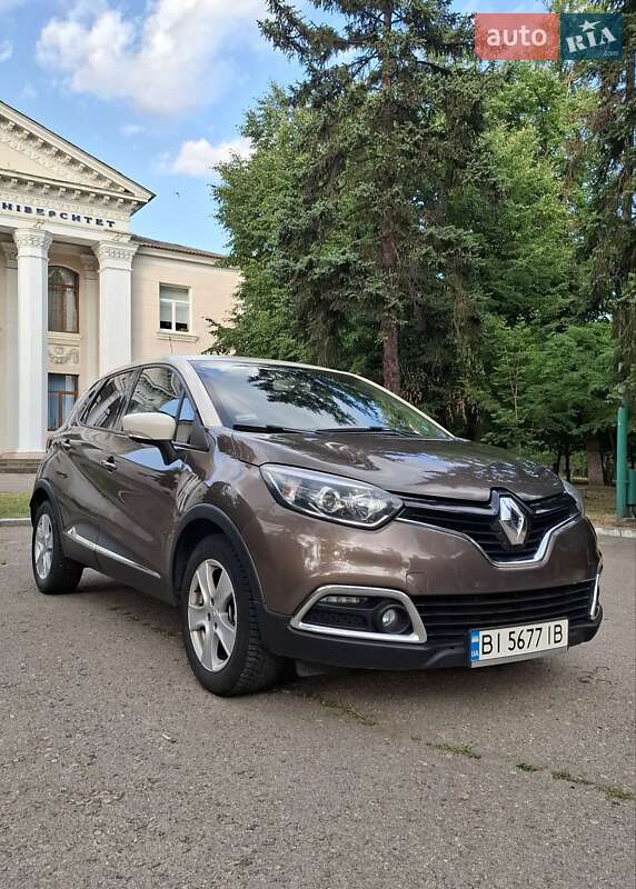 Внедорожник / Кроссовер Renault Captur 2014 в Запорожье