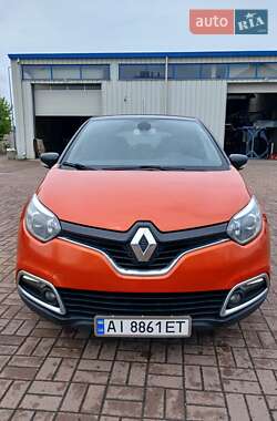 Внедорожник / Кроссовер Renault Captur 2016 в Киеве