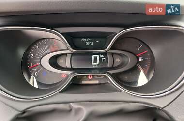 Внедорожник / Кроссовер Renault Captur 2016 в 