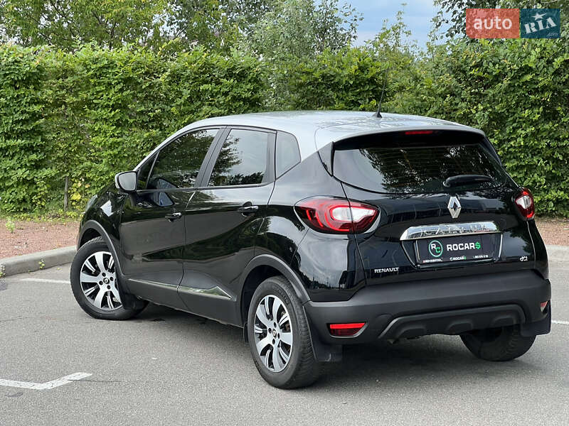 Внедорожник / Кроссовер Renault Captur 2019 в Киеве