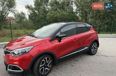 Внедорожник / Кроссовер Renault Captur 2016 в Киеве