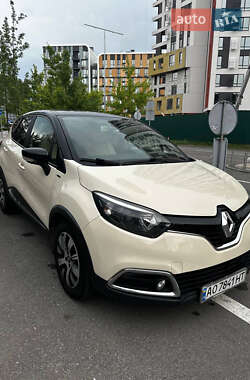 Внедорожник / Кроссовер Renault Captur 2015 в Киеве
