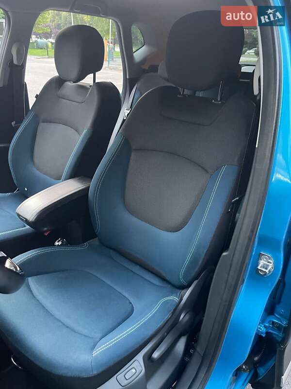 Внедорожник / Кроссовер Renault Captur 2015 в Львове