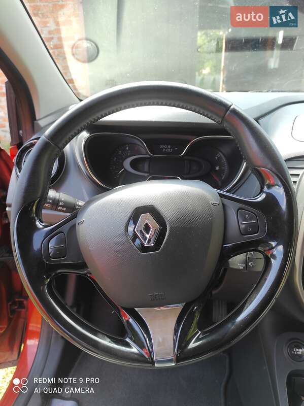 Позашляховик / Кросовер Renault Captur 2015 в Умані