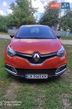 Позашляховик / Кросовер Renault Captur 2015 в Умані