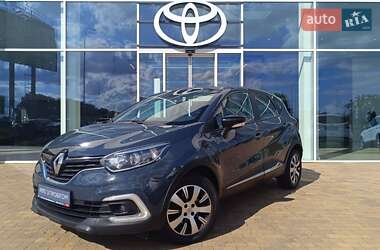 Внедорожник / Кроссовер Renault Captur 2019 в Киеве