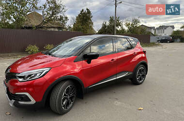 Внедорожник / Кроссовер Renault Captur 2019 в Киеве