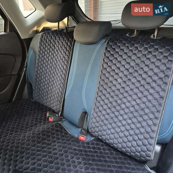 Позашляховик / Кросовер Renault Captur 2015 в Хмельницькому фото 4 Позашляховик / Кросовер Renault Captur 2015 в Хмельницькому