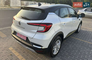 Внедорожник / Кроссовер Renault Captur 2020 в 